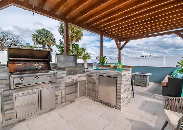 Tranquil Retreat Heated Pool, Spa, & Pool Table